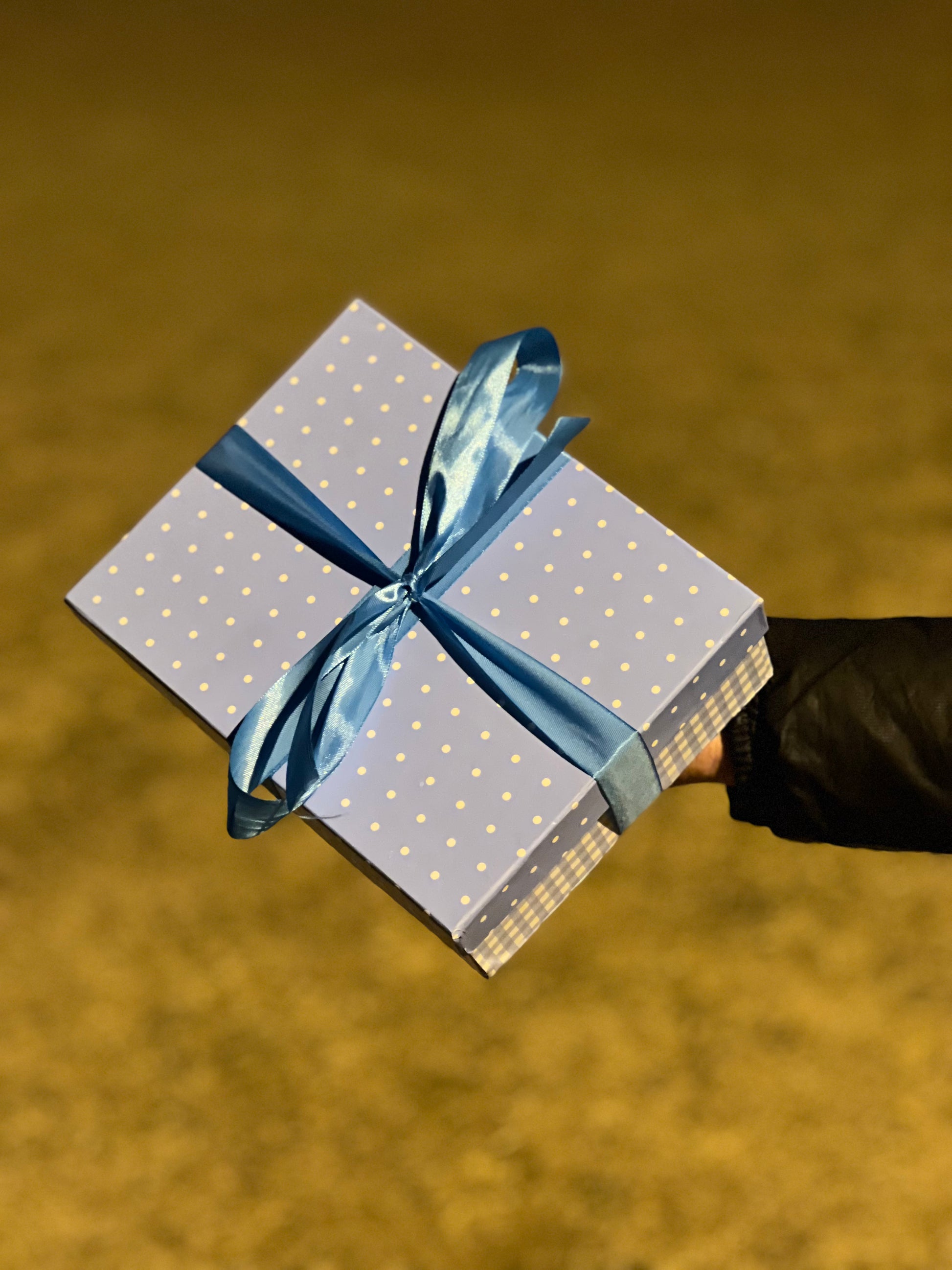 PREMIUM Gift Box With Hand Note