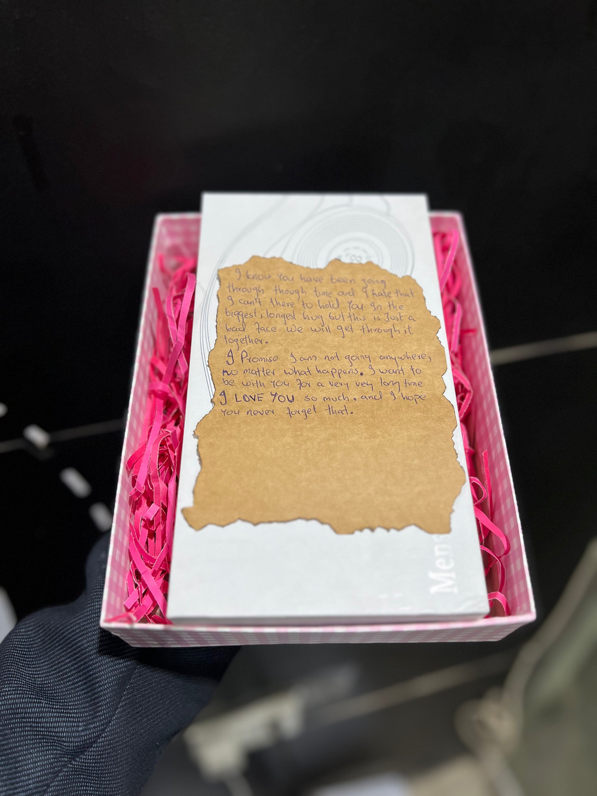 PREMIUM Gift Box With Hand Note
